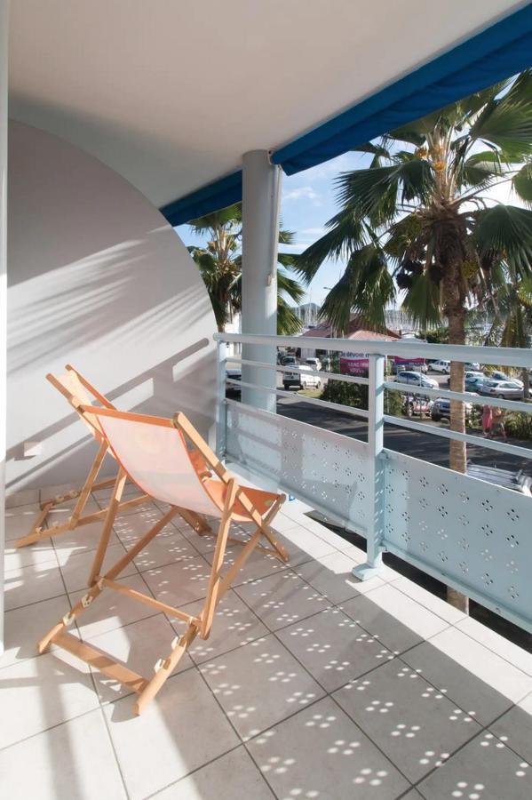 Un Pied-A-Terre Face A La Marina Apartment Le Marin Екстериор снимка